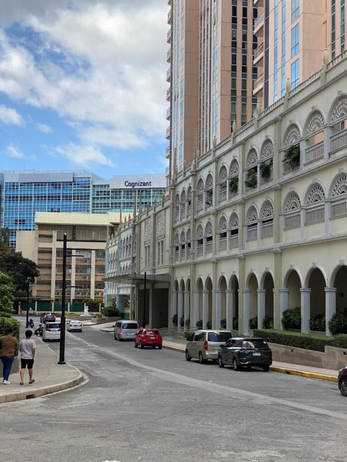 Spacious Condo In Venice Luxury Residences Taguig Eksteriør billede