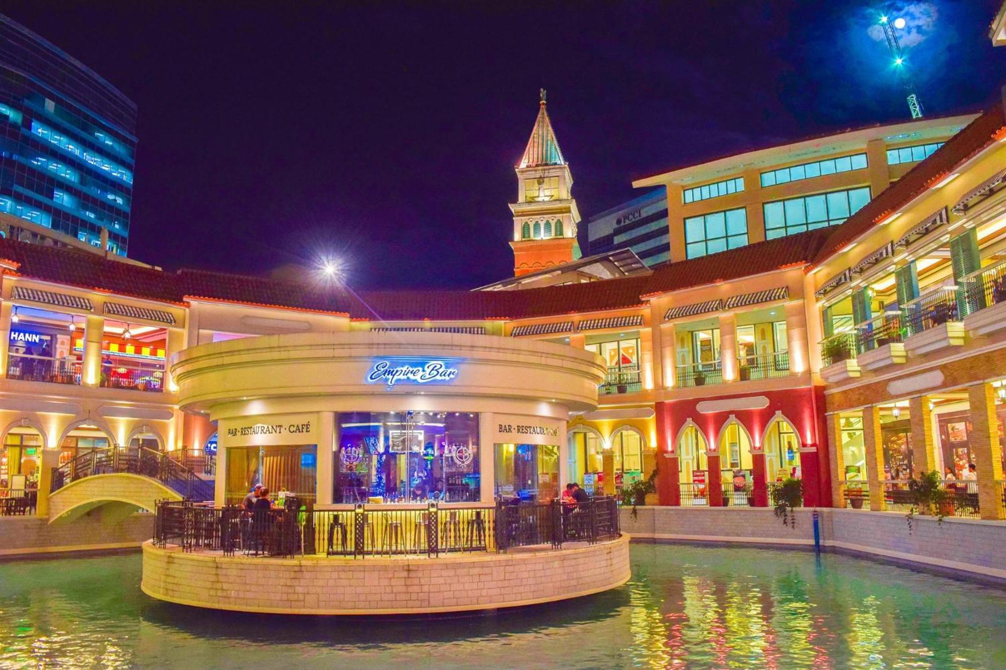 Spacious Condo In Venice Luxury Residences Taguig Eksteriør billede